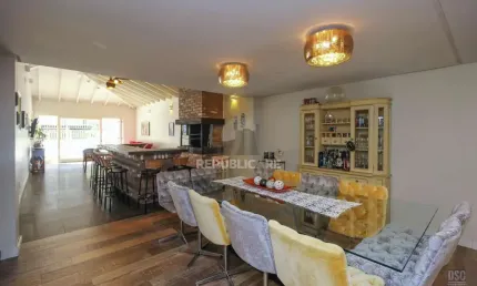 Casa 3 dormitórios à venda Boa Vista Porto Alegre/RS