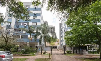 Apartamento no último andar com vista panorâmica, 2 dormitórios e até 4 vagas de