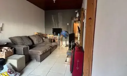 Casa com 3 quartos à venda na Avenida Macedônia, 858, Restinga, Porto Alegre