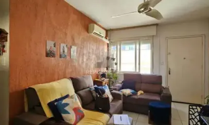 Apartamento à venda com 2 quartos e 1 vaga de garagem no Bairro Vila Ipiranga
