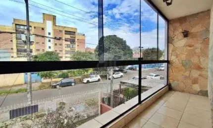 Casa com 3 quartos à venda na Rua Ângelo Barcelos, 75, Vila João Pessoa, Porto Alegre