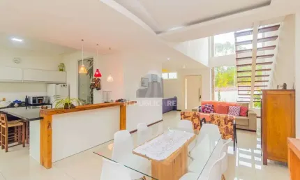 Casa em Condomínio 3 dorms à venda Avenida Juca Batista, Hípica - Porto Alegre