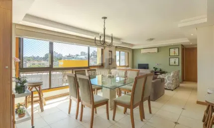 Apartamento à venda no bairro Passo D'areia em Porto Alegre/RS