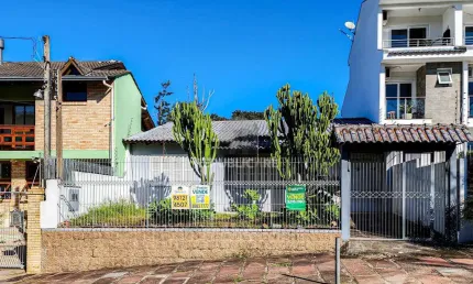 Casa com 3 quartos à venda na Rua Fernando Borba, 169, Ipanema, Porto Alegre