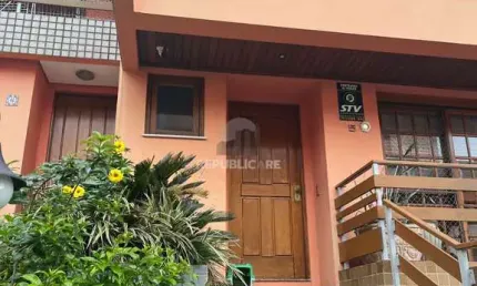 Casa em Condomínio 3 dormitórios à venda Menino Deus Porto Alegre/RS