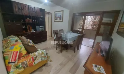 Vende-se apartamento de 2 quartos, 2 vagas, 74m² e sacada e churrasqueira - Higi