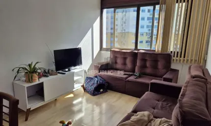 Apartamento com 2 quartos à venda na Avenida Bento Gonçalves, 1617, Santo Antônio, Porto Alegre