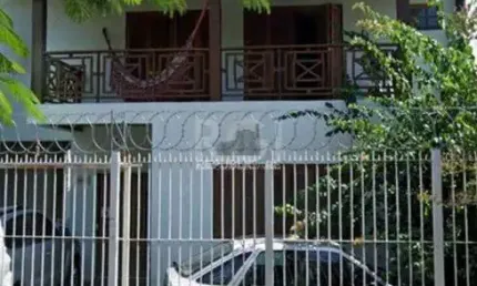Casa para venda - 200m², 3 dormitórios, sendo 3 suites, jardim botânico