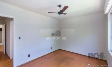 Apartamento 2 dormitórios, sendo 1 suíte, 72 m² de área privativa e 2 vaga(s) de