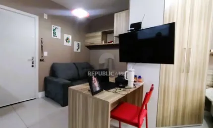 Studio mobiliado com moveis sob medida a 100m da UFRGS