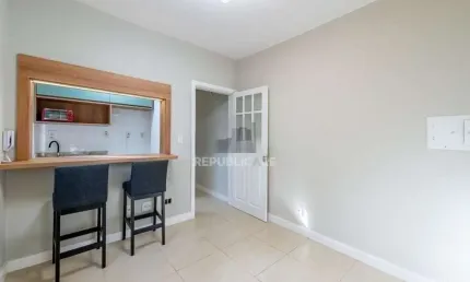 Apartamento com 01 quarto (suíte) no Bairro Santa Cecilia