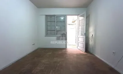 Apartamento com 3 quartos à venda na Avenida Monte Cristo, 1430, Vila Nova, Porto Alegre