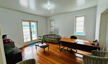 Casa 4 dormitórios à venda Floresta Porto Alegre/RS