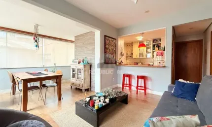 Apartamento com 2 quartos, sendo 1 suíte e 2 vagas no bairro bela vista