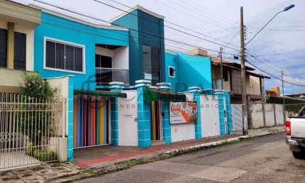 Casa com 4 quartos à venda na Barra do Rio, Itajaí  por R$ 1.500.000