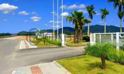 Terreno à venda na Zona Rural, Ilhota  por R$ 150.000