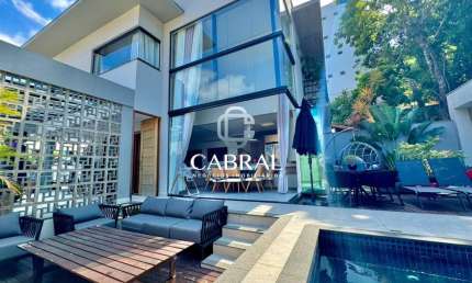 Casa com 4 quartos à venda no Ressacada, Itajaí  por R$ 2.900.000