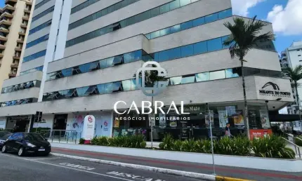Sala comercial à venda no centro, itajaí  por r$ 299.000