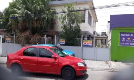 Casa para Venda em Rio de Janeiro, Campo Grande, 5 dormitórios, 1 suíte, 4 banheiros, 30 vagas
