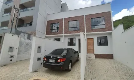 Casa  2 quartos à venda no bairro Bonfim - Juiz de Fora!