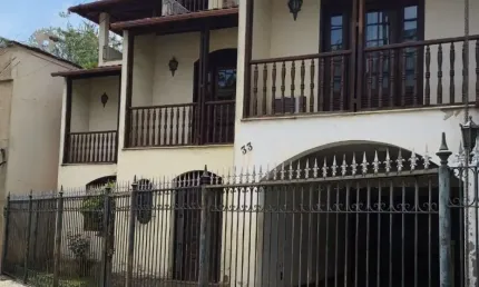 Casa  3 quartos, 2 suites à venda no Bairro Santa Cecília - Juiz de Fora - MG