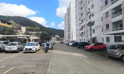 2 quartos, suíte e elevador à venda no Bairro Democrata!