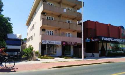 Apartamento com 04 quartos no Centro de Balneário Piçarras - SC