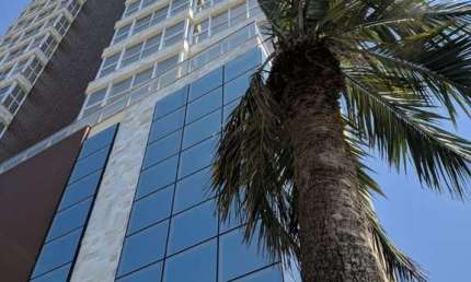 Cobertura com 3 suítes no Centro de Balneário Piçarras - FRENTE MAR