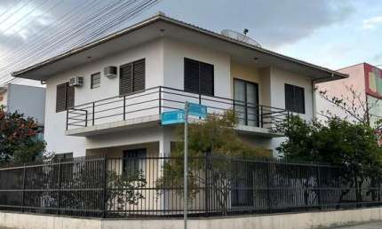 Sobrado 5 dormitórios para alugar Centro Balneário Piçarras/SC