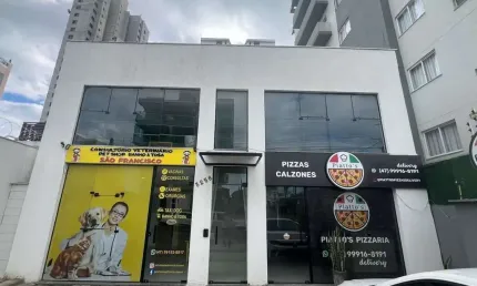 Sala comercial à venda na Avenida Emanoel Pinto, 32526, Centro, Balneário Piçarras