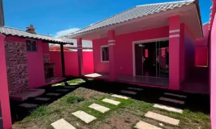 Casa com 2 quartos à venda na Avenida Independência, Unamar, Cabo Frio, 150 m2 por R$ 235.000