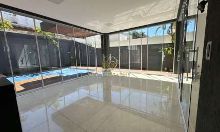 Casa em condomínio fechado com 4 quartos à venda na Rua Lago 36, 36, Condomínio do Lago, Goiânia