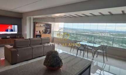 BELÍSSIMO APARTAMENTO A VENDA MO  EDIFÍCIO EUROPARK PARQUE DA TIJUCA - GO.