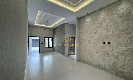 Linda Casa Nova de Alto Padrão - 155m² de área construída . Conforto e Sofisticação em Cada Detalhe!