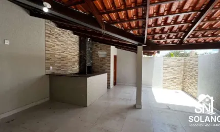 Bela casa com 3 quartos e área gourmet no mansões paraíso