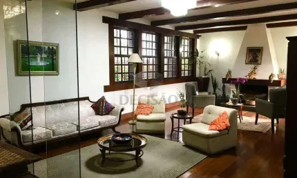Casa à venda, 4 quartos, 1 suíte, 4 vagas, Mangabeiras - Belo Horizonte/MG