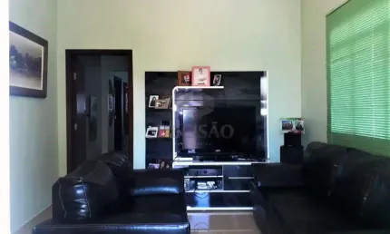 Casa à venda, 4 quartos, 4 vagas, Santa Efigênia - Belo Horizonte/MG