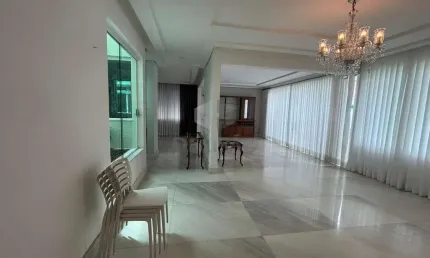 Casa à venda, 5 quartos, 3 suítes, 6 vagas, Belvedere - Belo Horizonte/MG