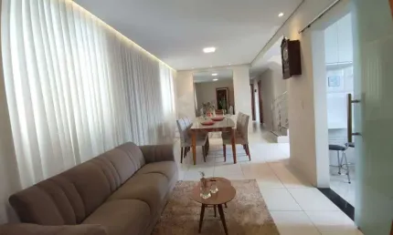 Cobertura à venda, 4 quartos, 2 suítes, 2 vagas, Sagrada Família - Belo Horizonte/MG