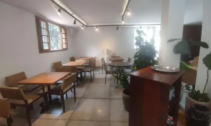 Casa à venda no Funcionários, Belo Horizonte 
