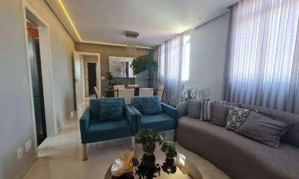 Cobertura à venda, 4 quartos, 1 suíte, 2 vagas, Sagrada Família - Belo Horizonte/MG