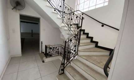 Casa à venda em Lourdes, Belo Horizonte 