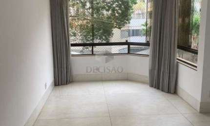 Apartamento com 4 quartos para alugar no Santo Antônio, Belo Horizonte 