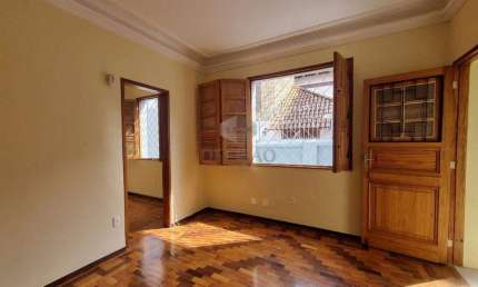 Casa comercial para aluguel, 7 quartos, 4 vagas, Funcionários - Belo Horizonte/MG