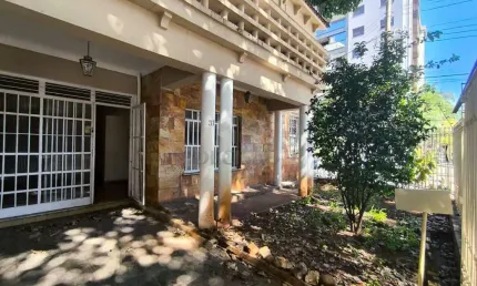Casa comercial para aluguel, 4 quartos, 1 suíte, 2 vagas, Santa Efigênia - Belo Horizonte/MG