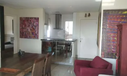 Aluguel – Apartamento Mobiliado de 2 Quartos com 1 Vaga no Belvedere