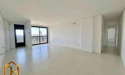 Apartamento com 3 suítes em andar alto no Centro de Joinville