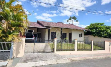 Casa à venda, 171 m² por R$ 749.963,08 - Badenfurt - Blumenau/SC