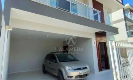 Casa à venda, 152 m² por R$ 1.200.000,08 - Bairro Itacolomi - Balneário Piçarras/SC