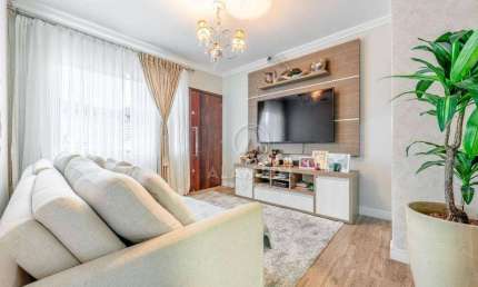 Casa Mobiliada com  Piscina - 3 dormitórios (Suíte) à venda, 217 m² por R$ 1.000.000 - Velha - Blumenau/SC